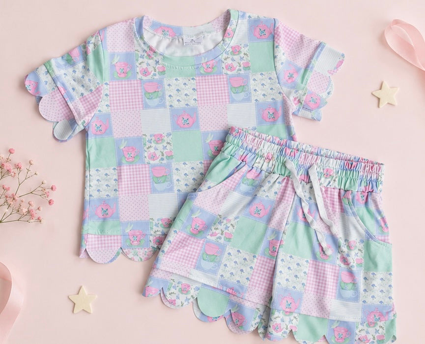 Pretty Patchwork Scalloped Set